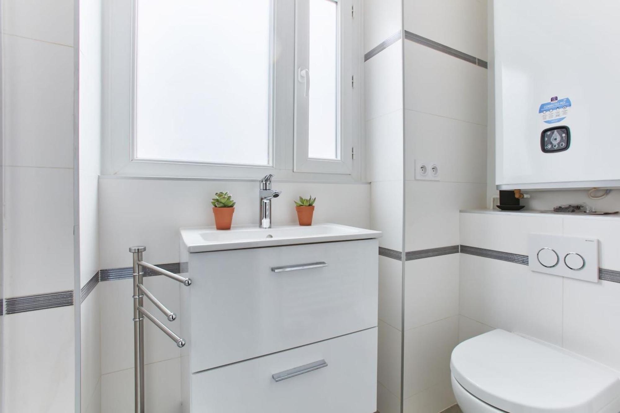 Montmartre & Sacre-Coeur Basilica - 1Br - Cityapartmentstay Παρίσι Εξωτερικό φωτογραφία
